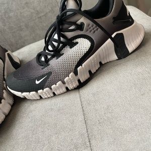 Nike Metcons only wore a handful of times